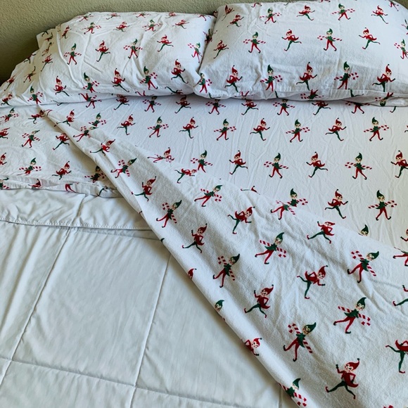 Pottery Barn Kids Elf Sheet Set Organic Cotton Size Full 4 Piece Set - Picture 3 of 10